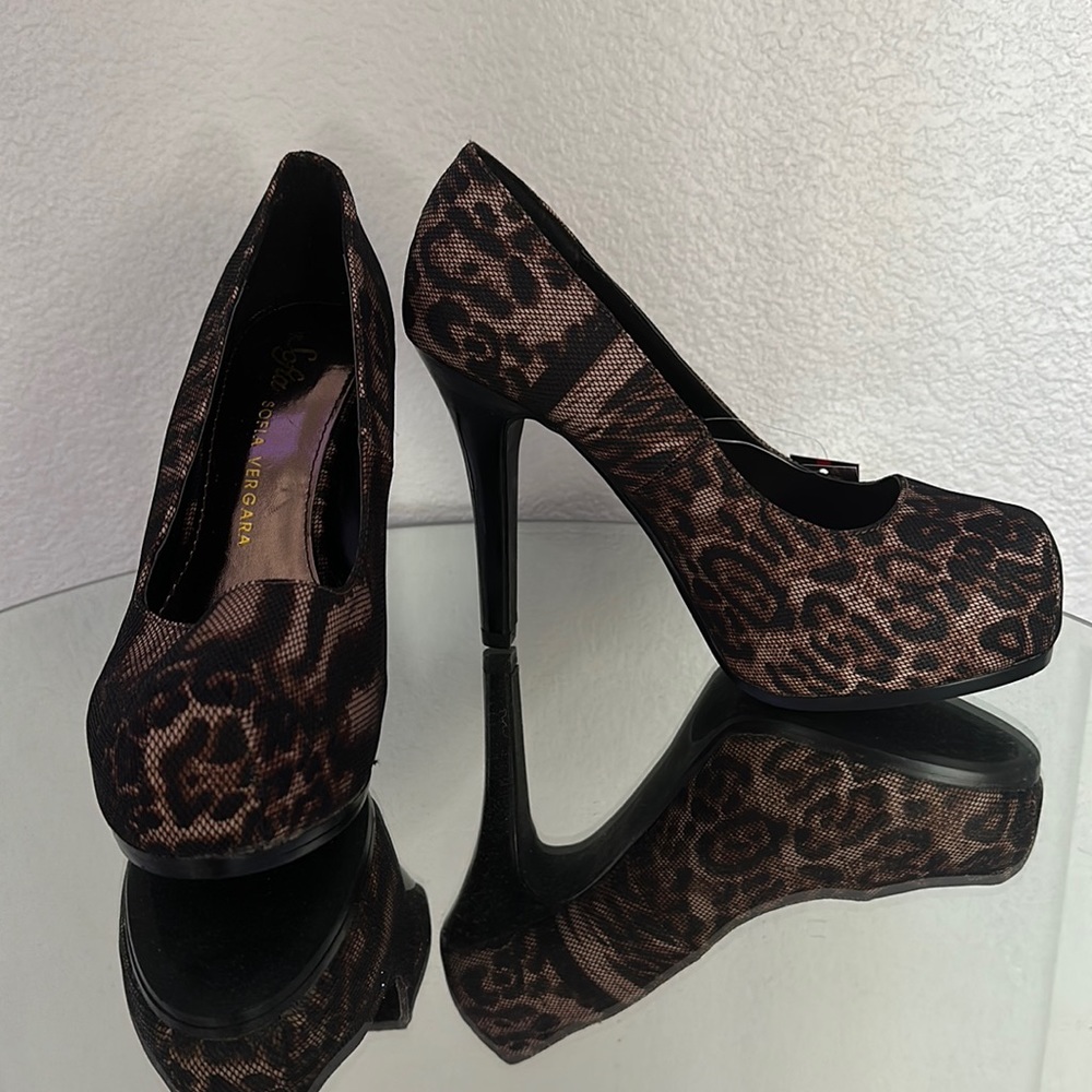 ✨NWT✨ Sofia Vergara Leopard Print Pumps / Size 7.5